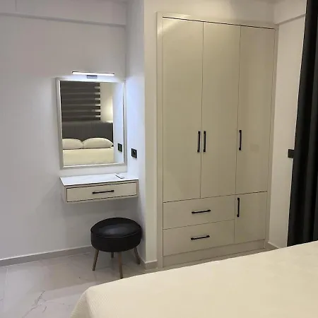 Sahra Premium - Luxury 4 Bedroom With Private Pool & Garden In Dalyan Center
