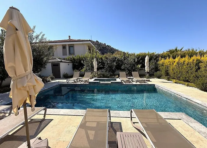 Sahra Premium - Luxury 4 Bedroom With Private Pool & Garden In Dalyan Center Villa Ortaca