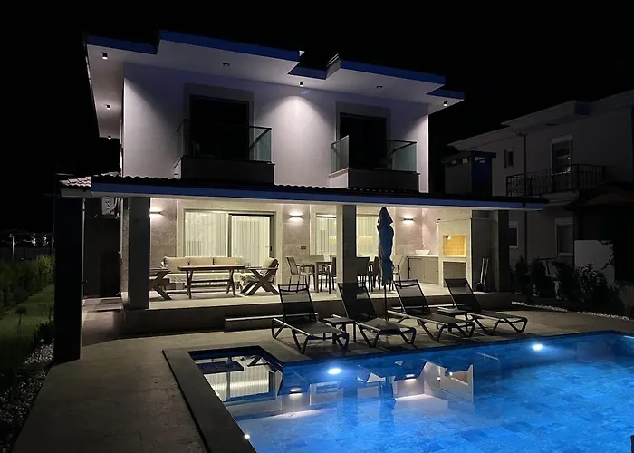Sahra Premium - Luxury 4 Bedroom With Private Pool & Garden In Dalyan Center * Ortaca (Mugla)