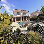 ヴィラ Sahra Premium - Luxury 4 Bedroom With Private Pool & Garden In Dalyan Center