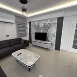 Sahra Premium - Luxury 4 Bedroom With Private Pool & Garden In Dalyan Center ヴィラ オルタジャ