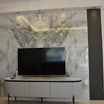 Sahra Premium - Luxury 4 Bedroom With Private Pool & Garden In Dalyan Center