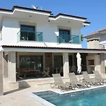 ヴィラ Sahra Premium - Luxury 4 Bedroom With Private Pool & Garden In Dalyan Center