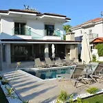Sahra Premium - Luxury 4 Bedroom With Private Pool & Garden In Dalyan Center * オルタジャ