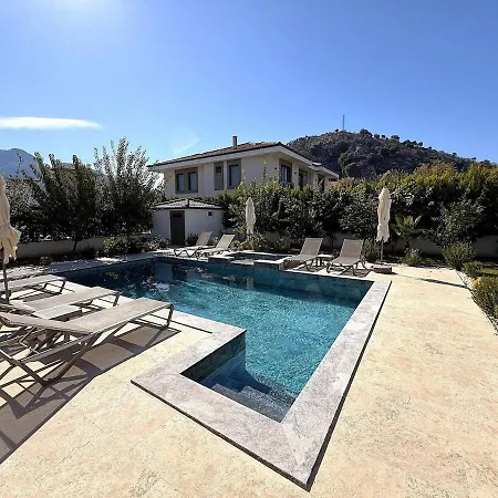 Sahra Premium - Luxury 4 Bedroom With Private Pool & Garden In Dalyan Center * Ортаджа