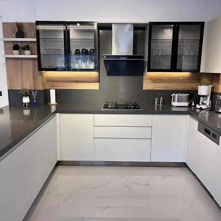 Вилла Sahra Premium - Luxury 4 Bedroom With Private Pool & Garden In Dalyan Center *