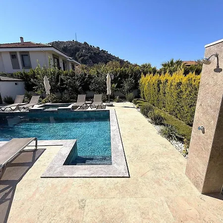 Sahra Premium - Luxury 4 Bedroom With Private Pool & Garden In Dalyan Center Willa *