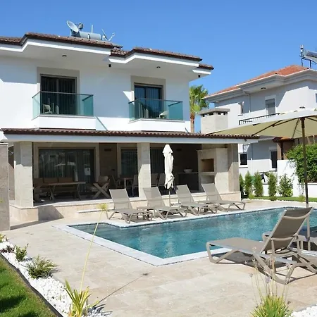 Sahra Premium - Luxury 4 Bedroom With Private Pool & Garden In Dalyan Center Ortaca (Mugla)