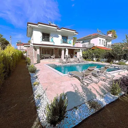 Willa Sahra Premium - Luxury 4 Bedroom With Private Pool & Garden In Dalyan Center *