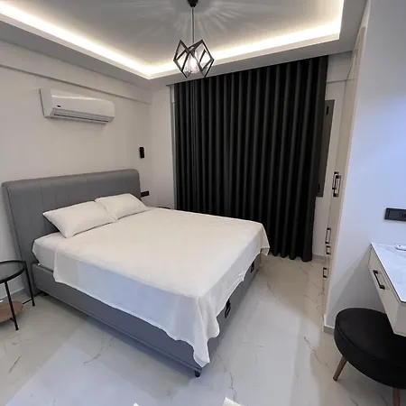 Sahra Premium - Luxury 4 Bedroom With Private Pool & Garden In Dalyan Center Ортаджа