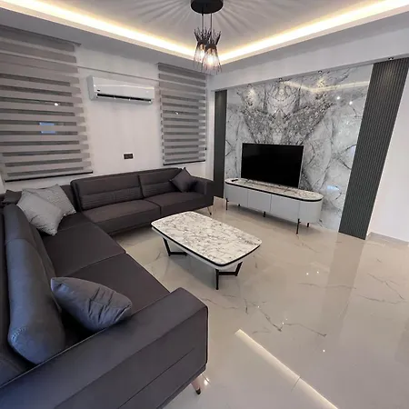Sahra Premium - Luxury 4 Bedroom With Private Pool & Garden In Dalyan Center * Ортаджа