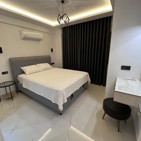 Вилла Sahra Premium - Luxury 4 Bedroom With Private Pool & Garden In Dalyan Center *