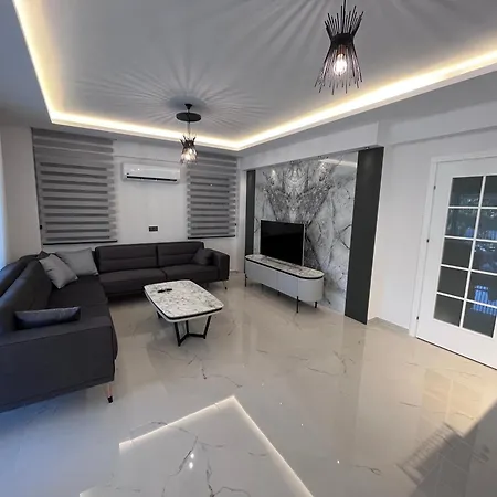 Sahra Premium - Luxury 4 Bedroom With Private Pool & Garden In Dalyan Center Вилла Ортаджа