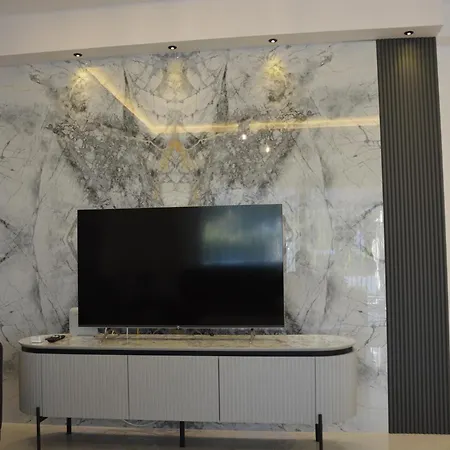 Sahra Premium - Luxury 4 Bedroom With Private Pool & Garden In Dalyan Center * Ортаджа