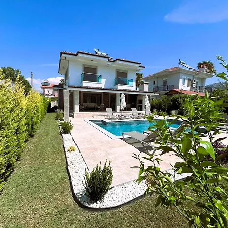 Sahra Premium - Luxury 4 Bedroom With Private Pool & Garden In Dalyan Center Вилла *