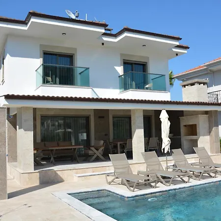 Sahra Premium - Luxury 4 Bedroom With Private Pool & Garden In Dalyan Center Вилла *