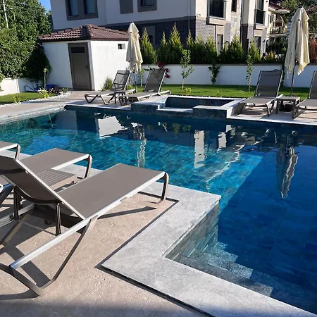 Вилла Sahra Premium - Luxury 4 Bedroom With Private Pool & Garden In Dalyan Center