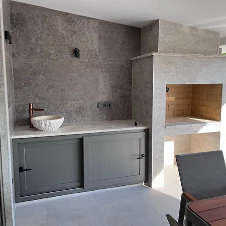 Вилла Sahra Premium - Luxury 4 Bedroom With Private Pool & Garden In Dalyan Center *