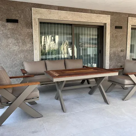Sahra Premium - Luxury 4 Bedroom With Private Pool & Garden In Dalyan Center Вилла