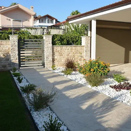 Sahra Premium - Luxury 4 Bedroom With Private Pool & Garden In Dalyan Center Вилла