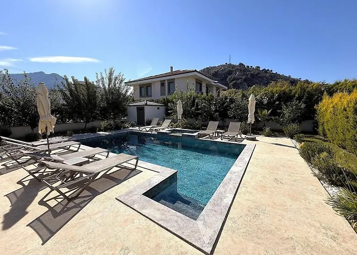 Sahra Premium - Luxury 4 Bedroom With Private Pool & Garden In Dalyan Center * Ortaca