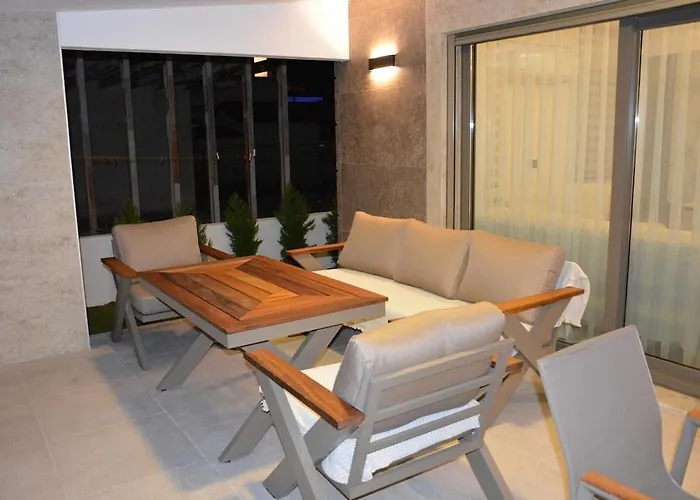 Villa Sahra Premium - Luxury 4 Bedroom With Private Pool & Garden In Dalyan Center Ortaca