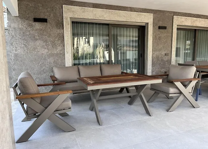 Sahra Premium - Luxury 4 Bedroom With Private Pool & Garden In Dalyan Center Villa Ortaca